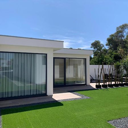 Oliver Beach House Poco da Cruz Екстериор снимка